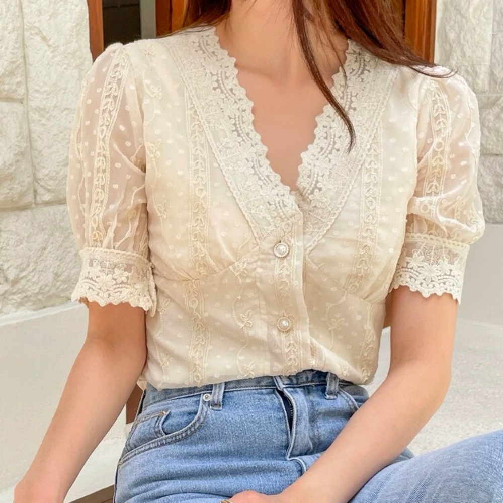 Embroidered blouse button down